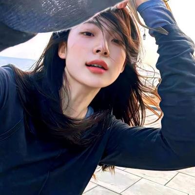 隐婚后我竟成了豪门萌宝的亲妈