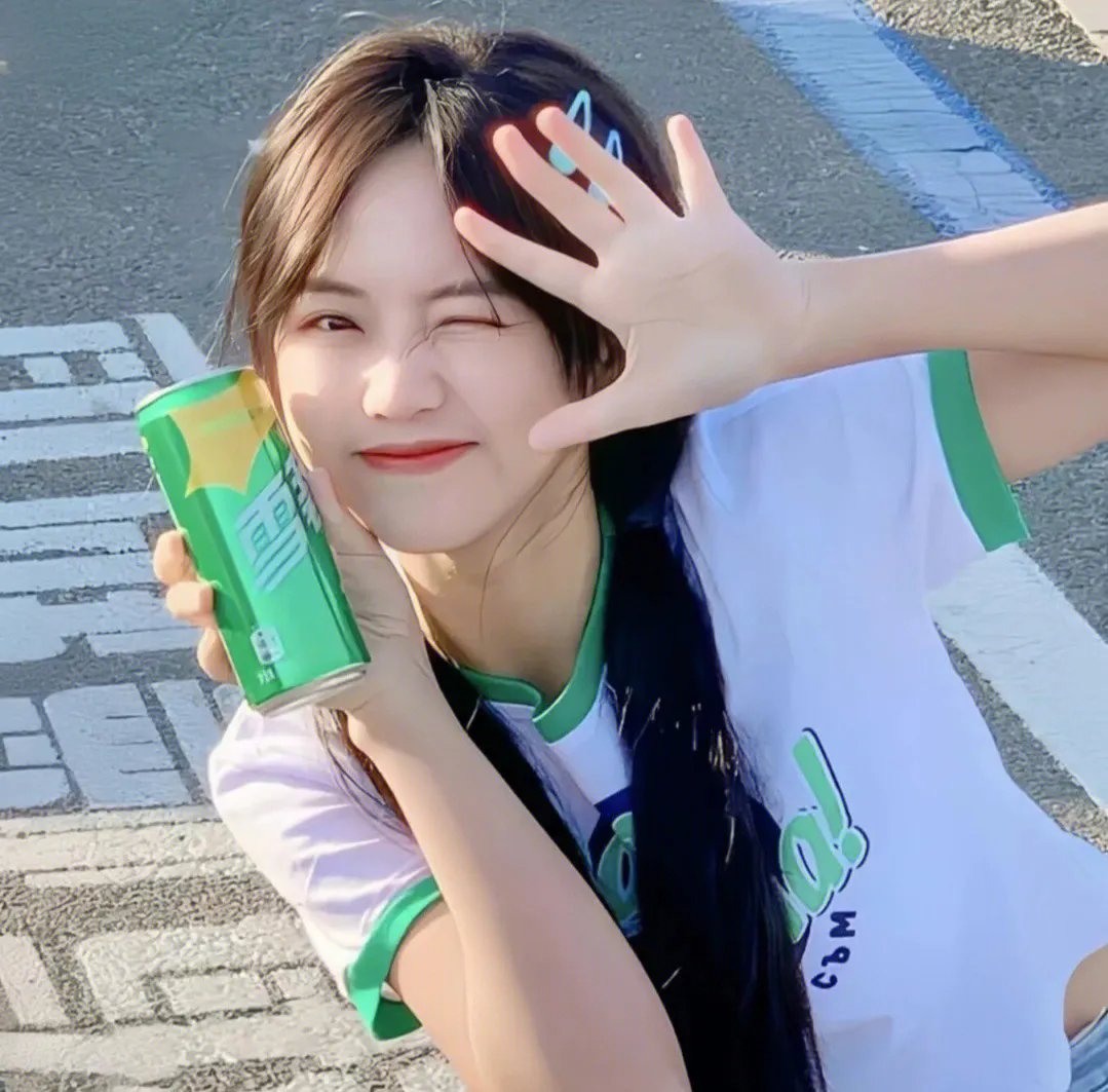 我有八个姐姐但是她们都是弟控